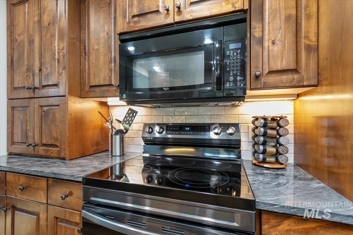1750 Sand Hollow Rd, Caldwell, Idaho 83607, 4 Bedrooms, 2 Bathrooms, Residential For Sale, Price $874,900, 98984475