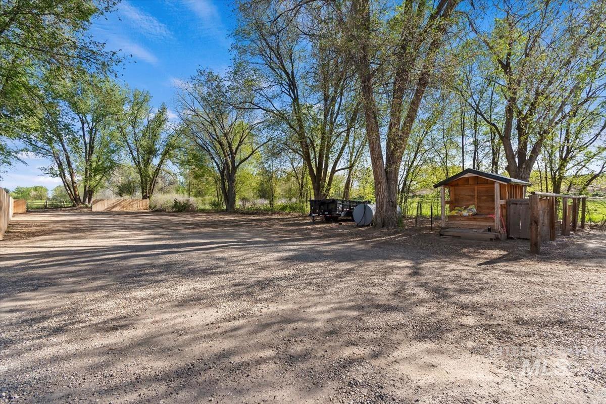 1750 Sand Hollow Rd, Caldwell, Idaho 83607, 4 Bedrooms, 2 Bathrooms, Residential For Sale, Price $874,900, 98984475