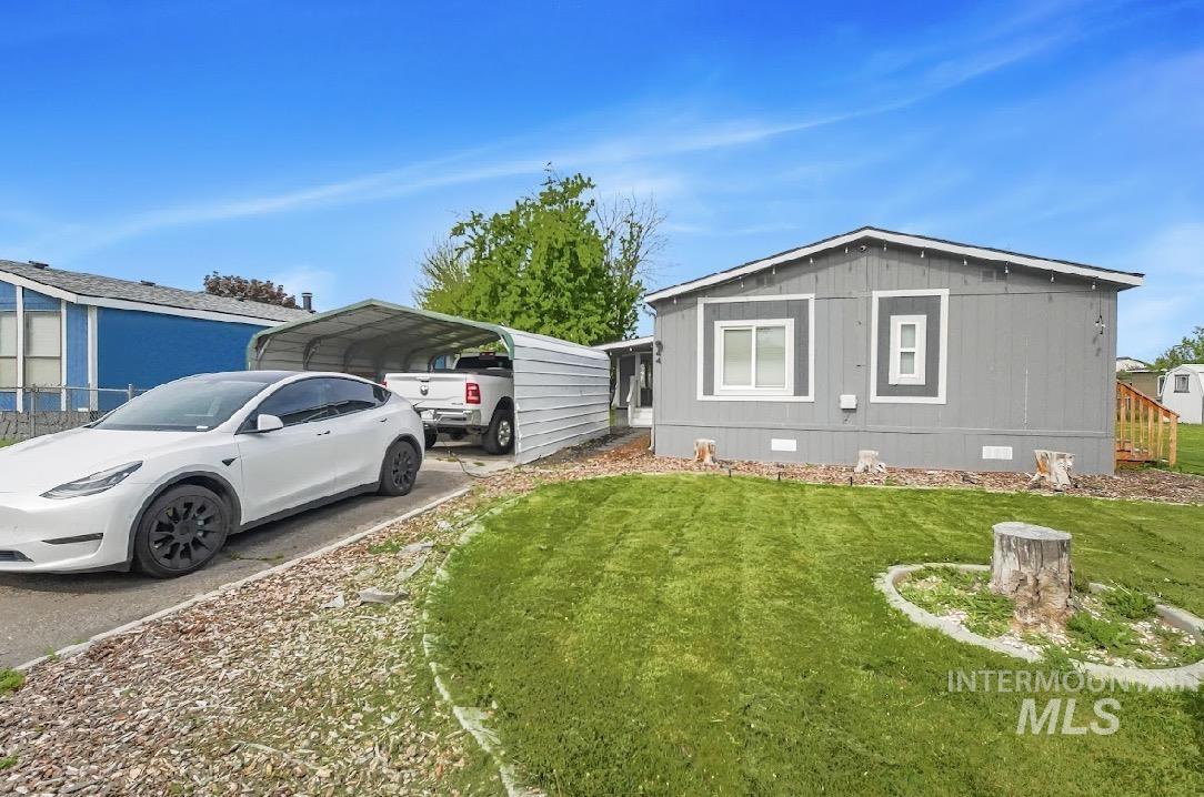 5200 Midway Rd. Trlr 44, Caldwell, Idaho 83607, 3 Bedrooms, 2 Bathrooms, Residential For Sale, Price $147,000, 98984479