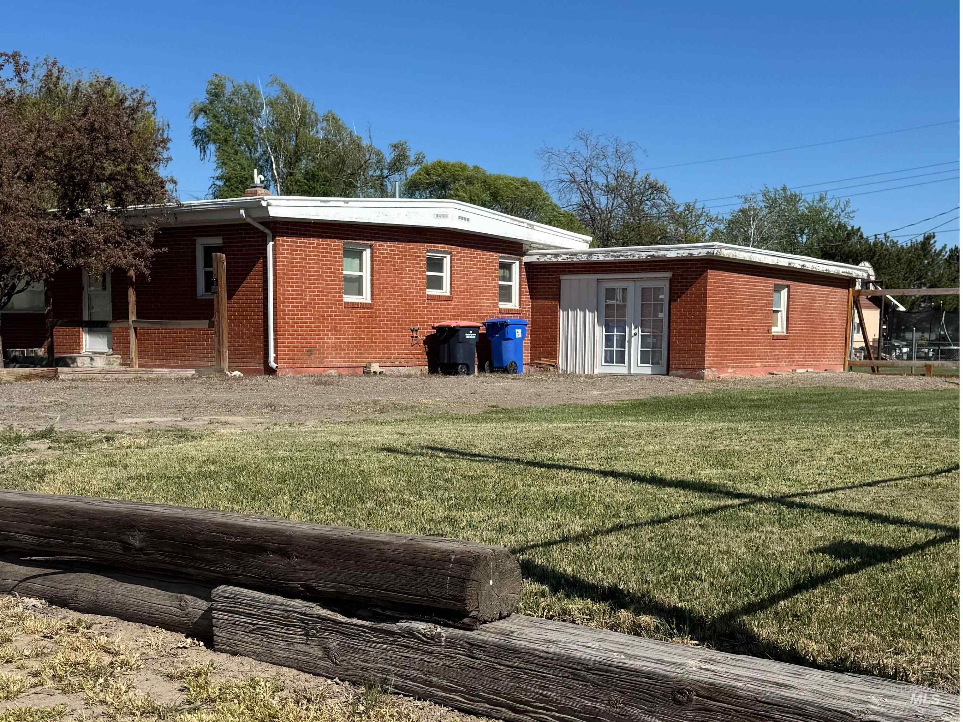 1937 E 4th Ave, Twin Falls, Idaho 83301, 2 Bedrooms, 1 Bathroom, Residential For Sale, Price $295,000,MLS 98984483
