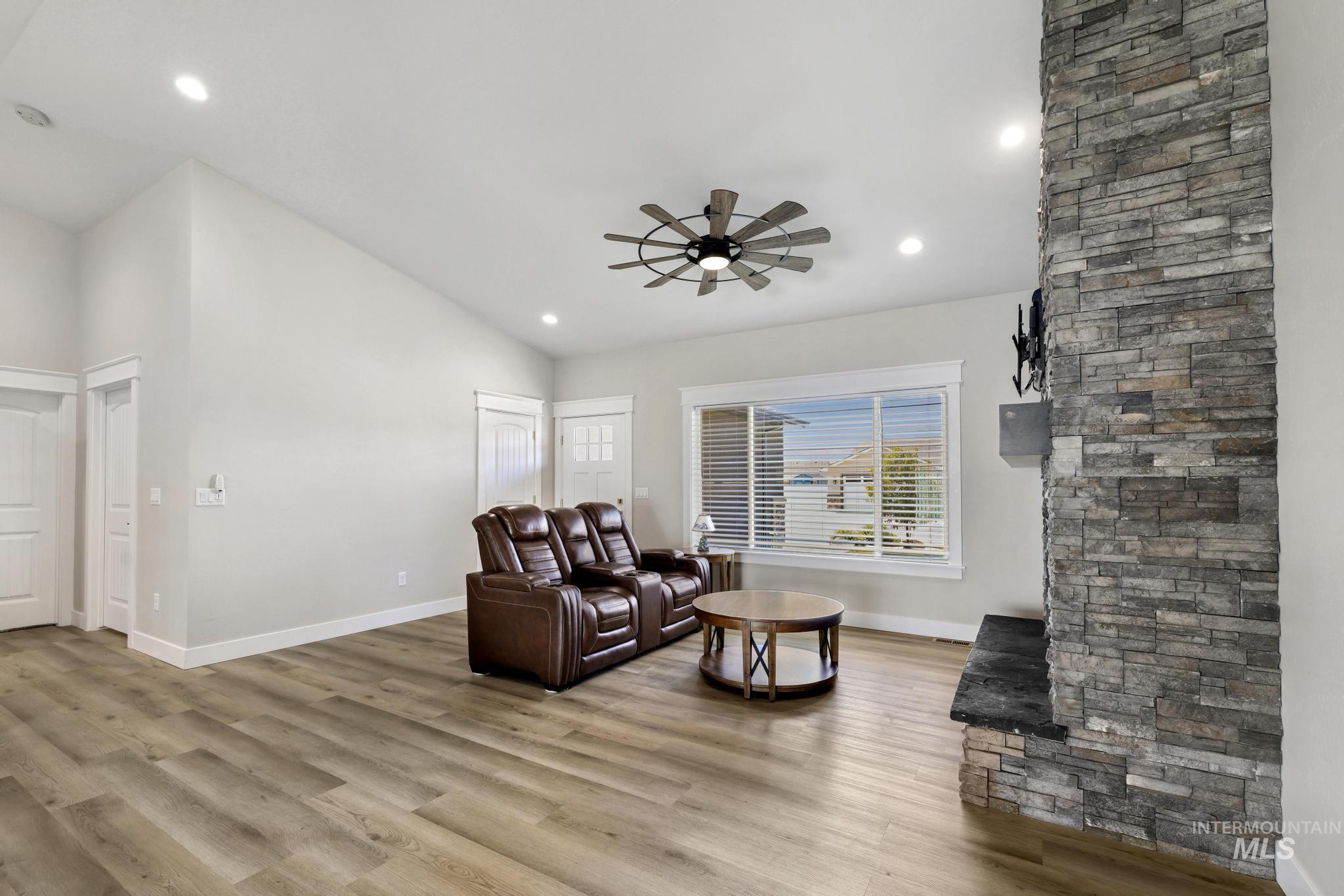 1367 Shelbi, Twin Falls, Idaho 83301, 3 Bedrooms, 2 Bathrooms, Residential For Sale, Price $454,900, 98984487