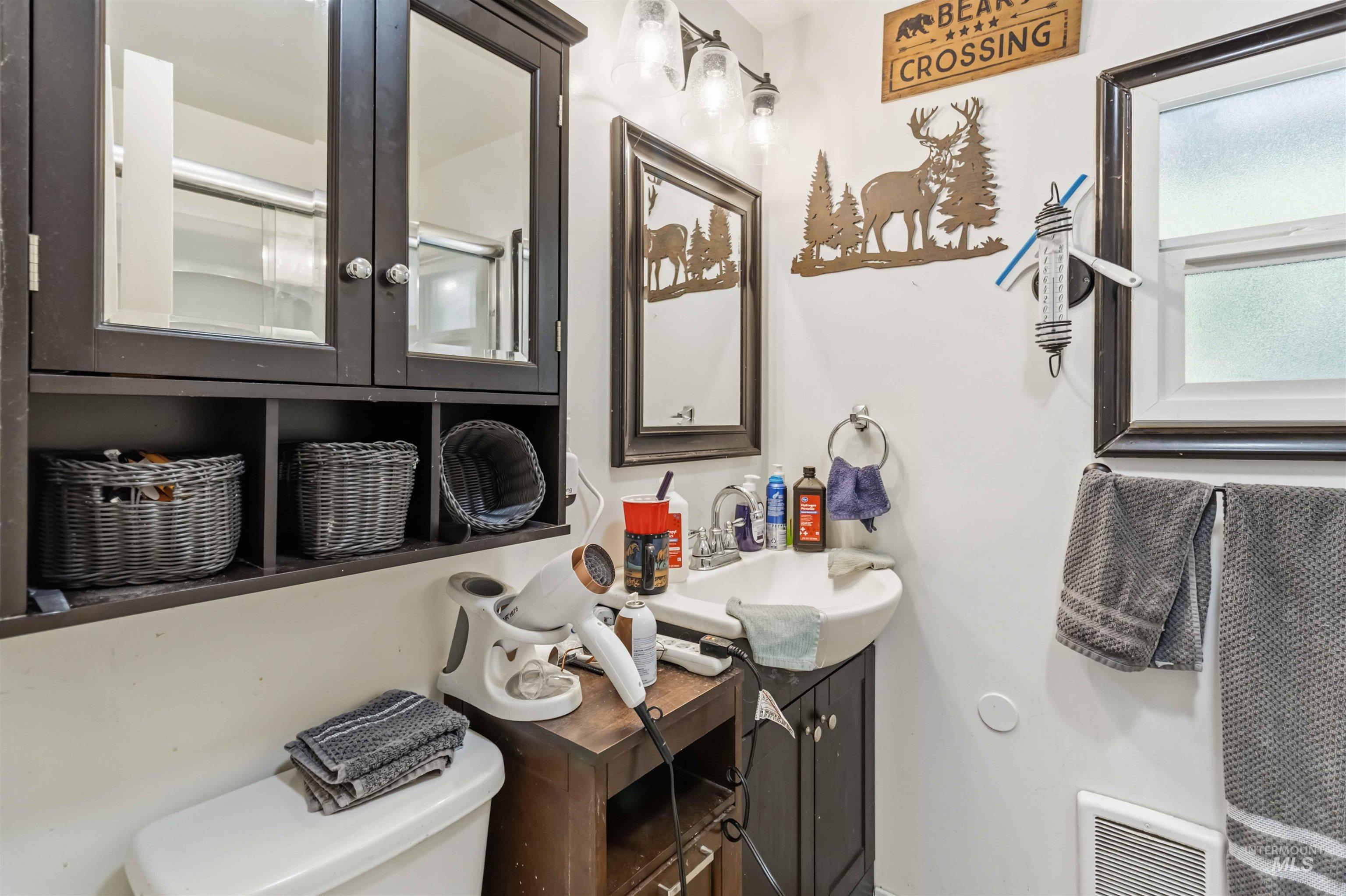 1623 1St St, Nampa, Idaho 83687, 1 Bedroom, 1 Bathroom, Residential For Sale, Price $174,900, 98984490