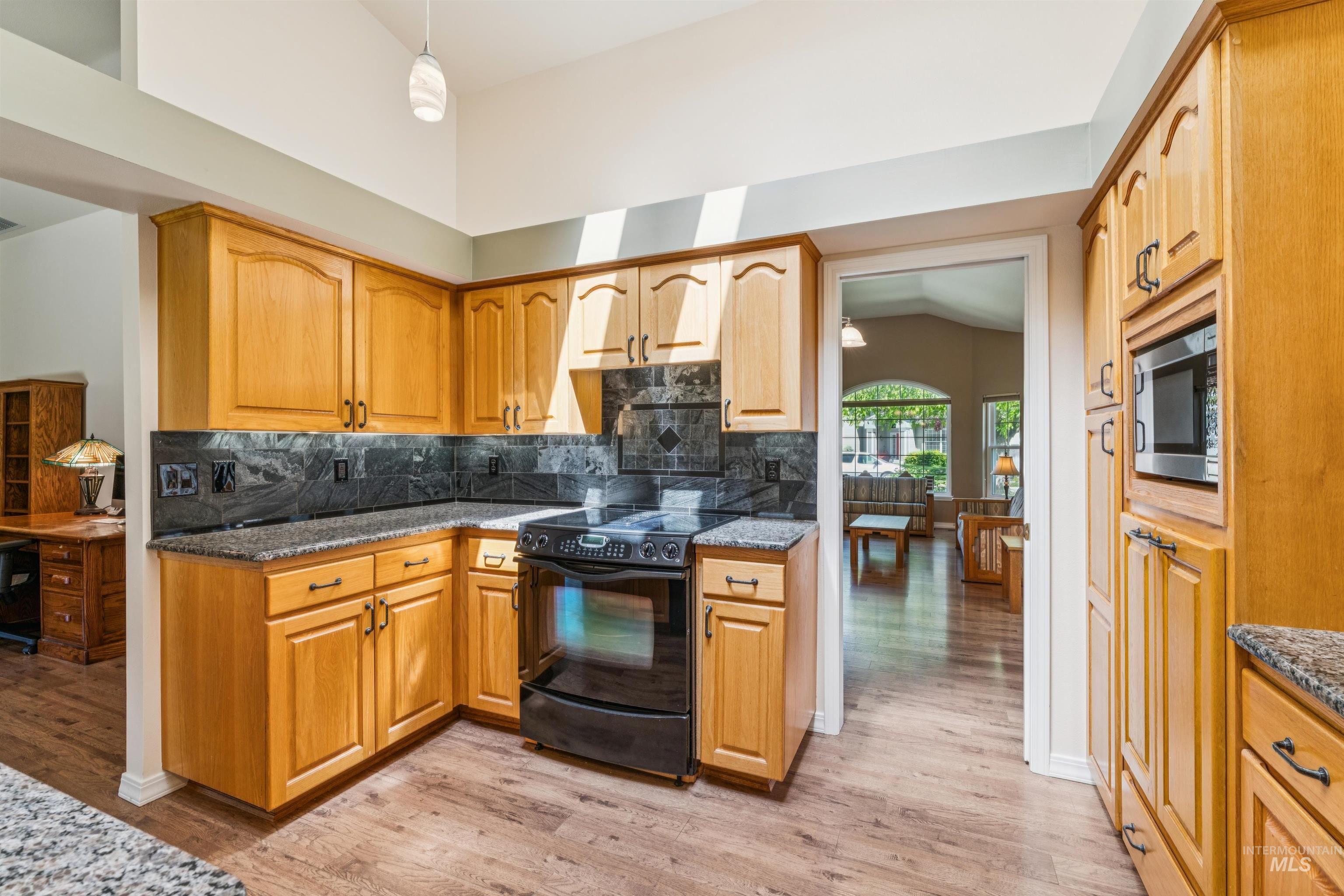 7749 W Bayhill St., Boise, Idaho 83704-0704, 4 Bedrooms, 2 Bathrooms, Residential For Sale, Price $625,000, 98984494