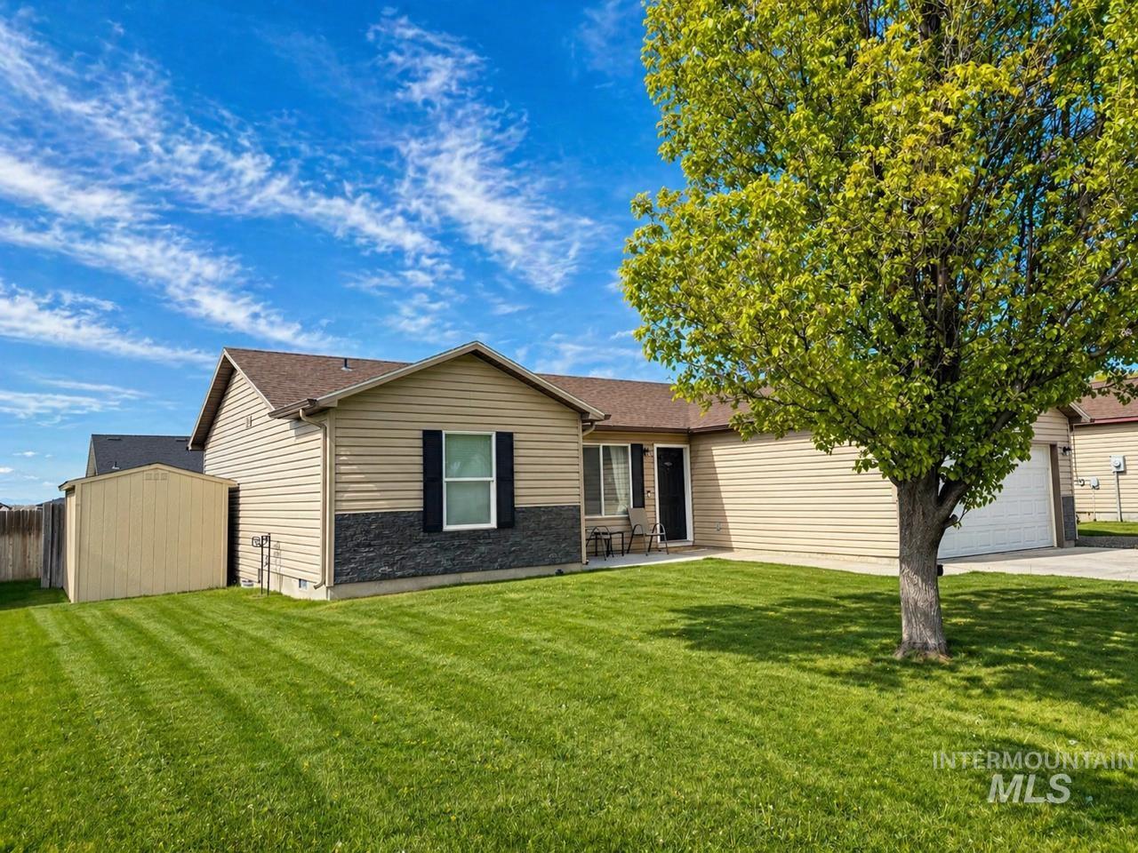 1006 E 21st Ave, Jerome, Idaho 83338, 3 Bedrooms, 2 Bathrooms, Residential For Sale, Price $324,999, 98984496