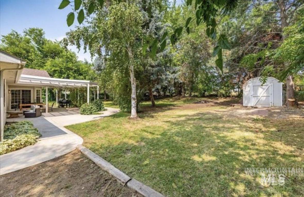 6600 E Victory Rd, Nampa, Idaho 83687, 3 Bedrooms, 2 Bathrooms, Residential For Sale, Price $615,000, 98984498
