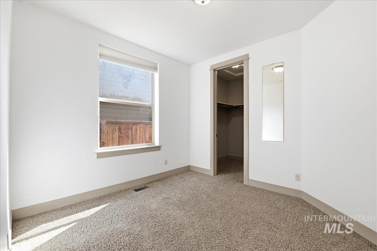 2965 N Centrepoint Way, Meridian, Idaho 83646, 3 Bedrooms, 2 Bathrooms, Residential For Sale, Price $465,000, 98984500