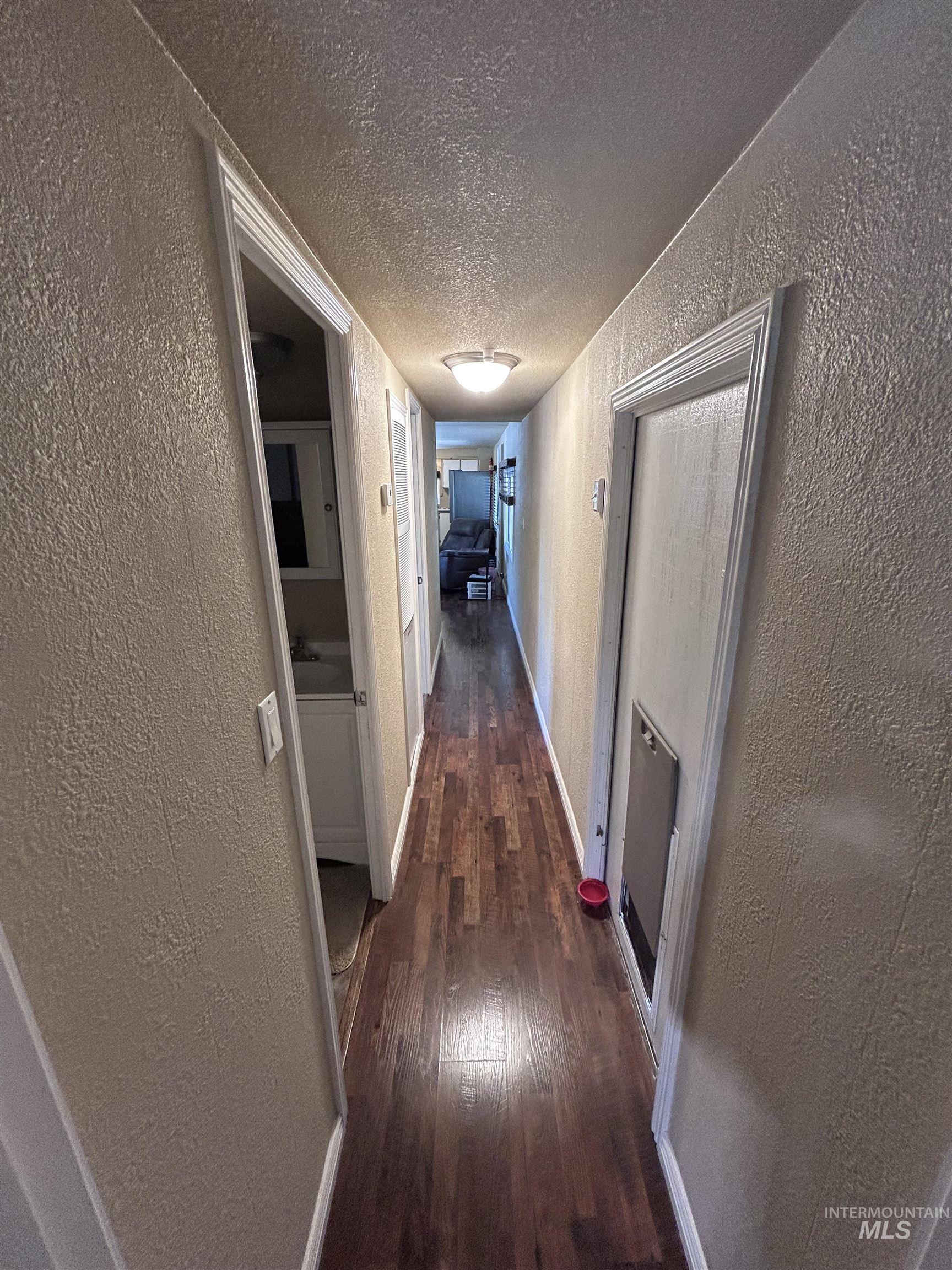 790 N Riviera #6, Boise, Idaho 83703, 2 Bedrooms, 1 Bathroom, Residential For Sale, Price $80,500, 98984501