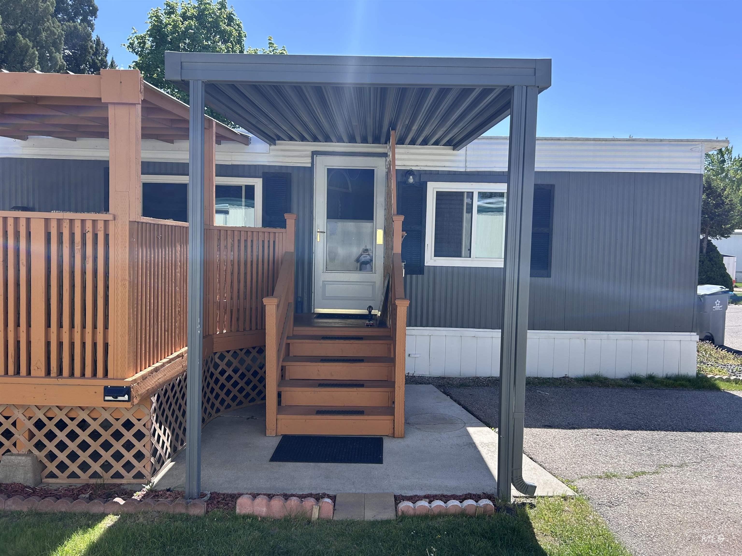 790 N Riviera #6, Boise, Idaho 83703, 2 Bedrooms, 1 Bathroom, Residential For Sale, Price $80,500, 98984501