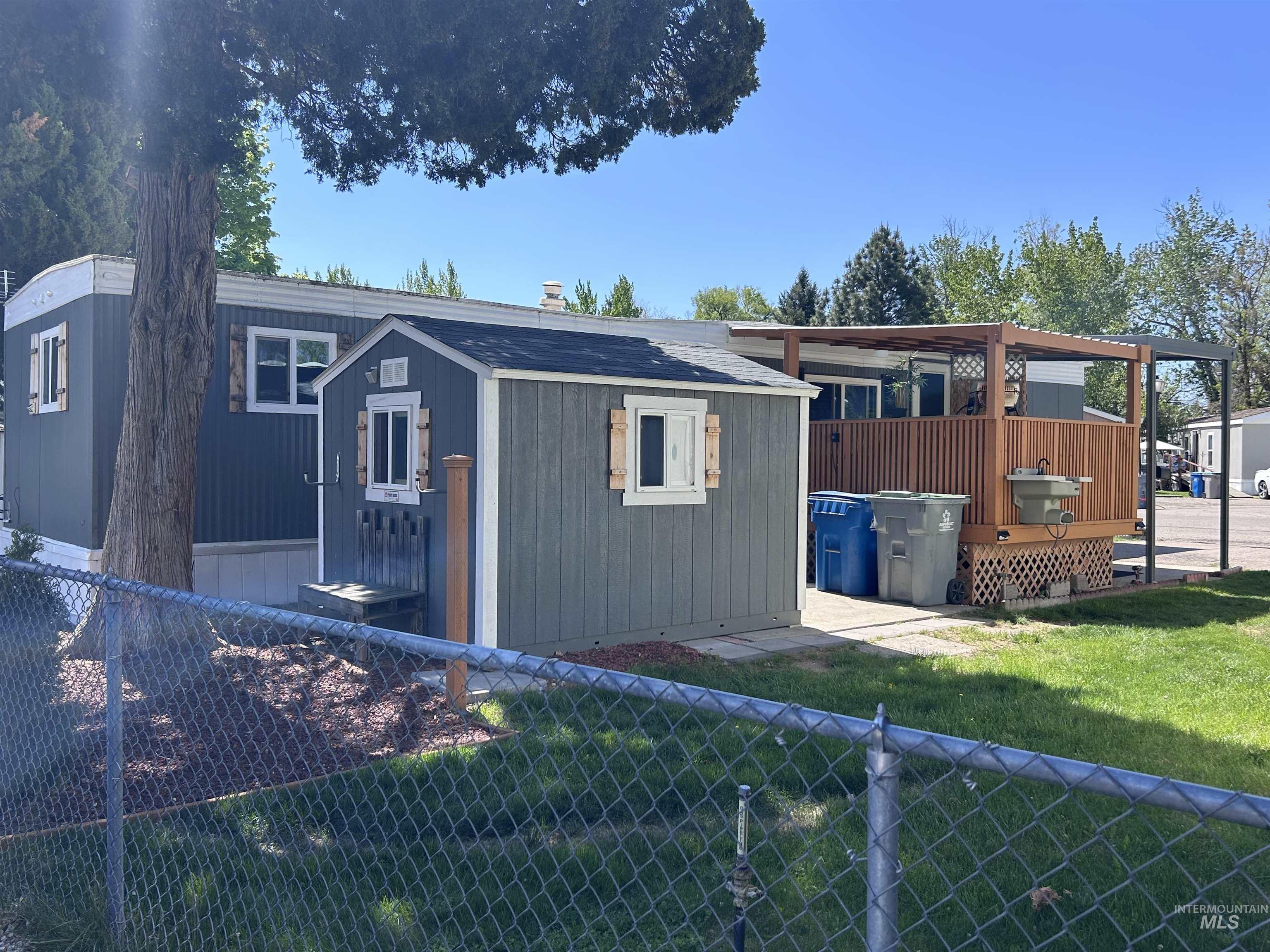790 N Riviera #6, Boise, Idaho 83703, 2 Bedrooms, 1 Bathroom, Residential For Sale, Price $80,500, 98984501