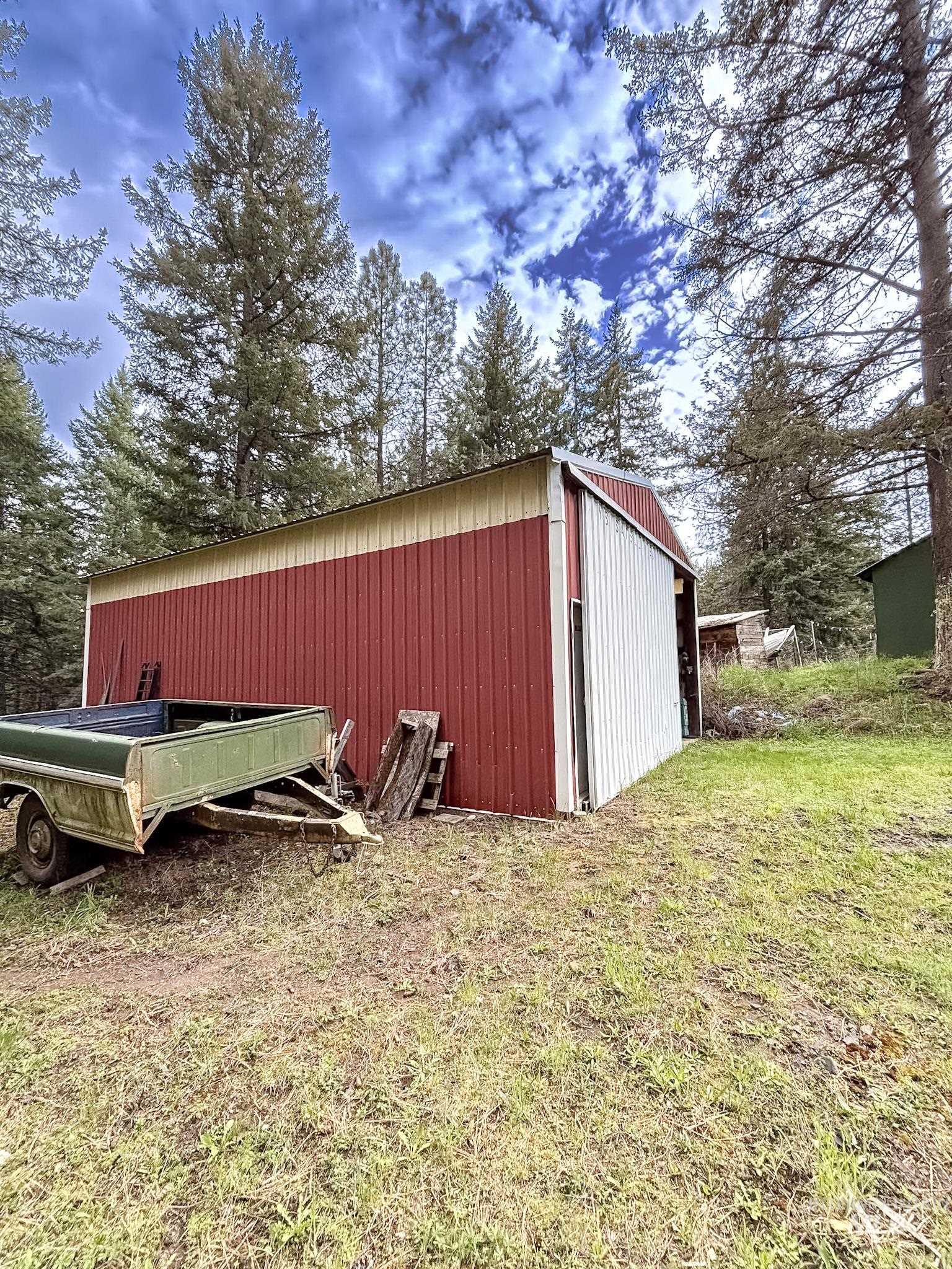 1650 Wells Bench Road, Orofino, Idaho 83544, 5 Bedrooms, 2 Bathrooms, Residential For Sale, Price $390,000, 98984502