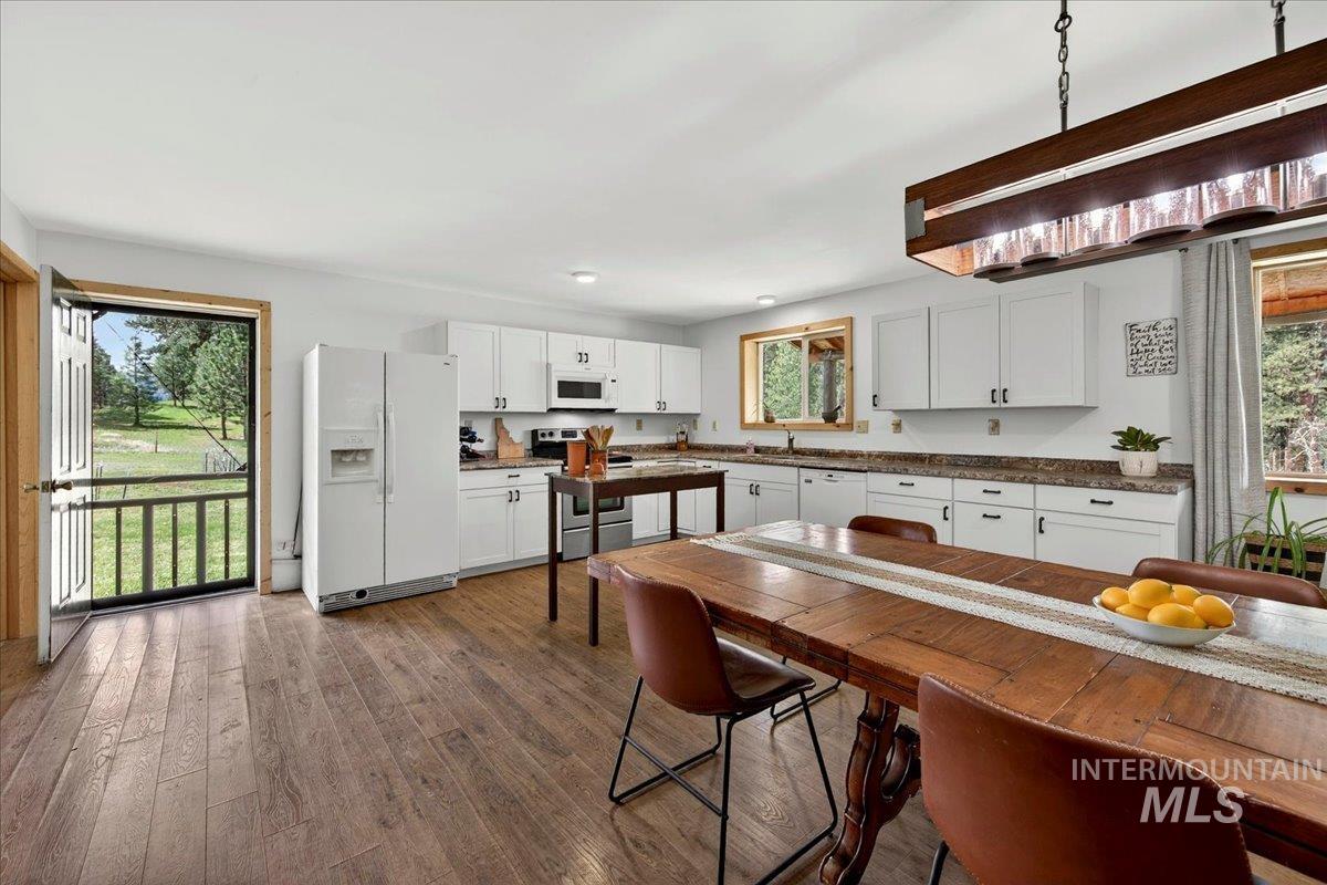 99 Meadow Drive, Idaho City, Idaho 83631, 4 Bedrooms, 3 Bathrooms, Residential For Sale, Price $610,000, 98984504
