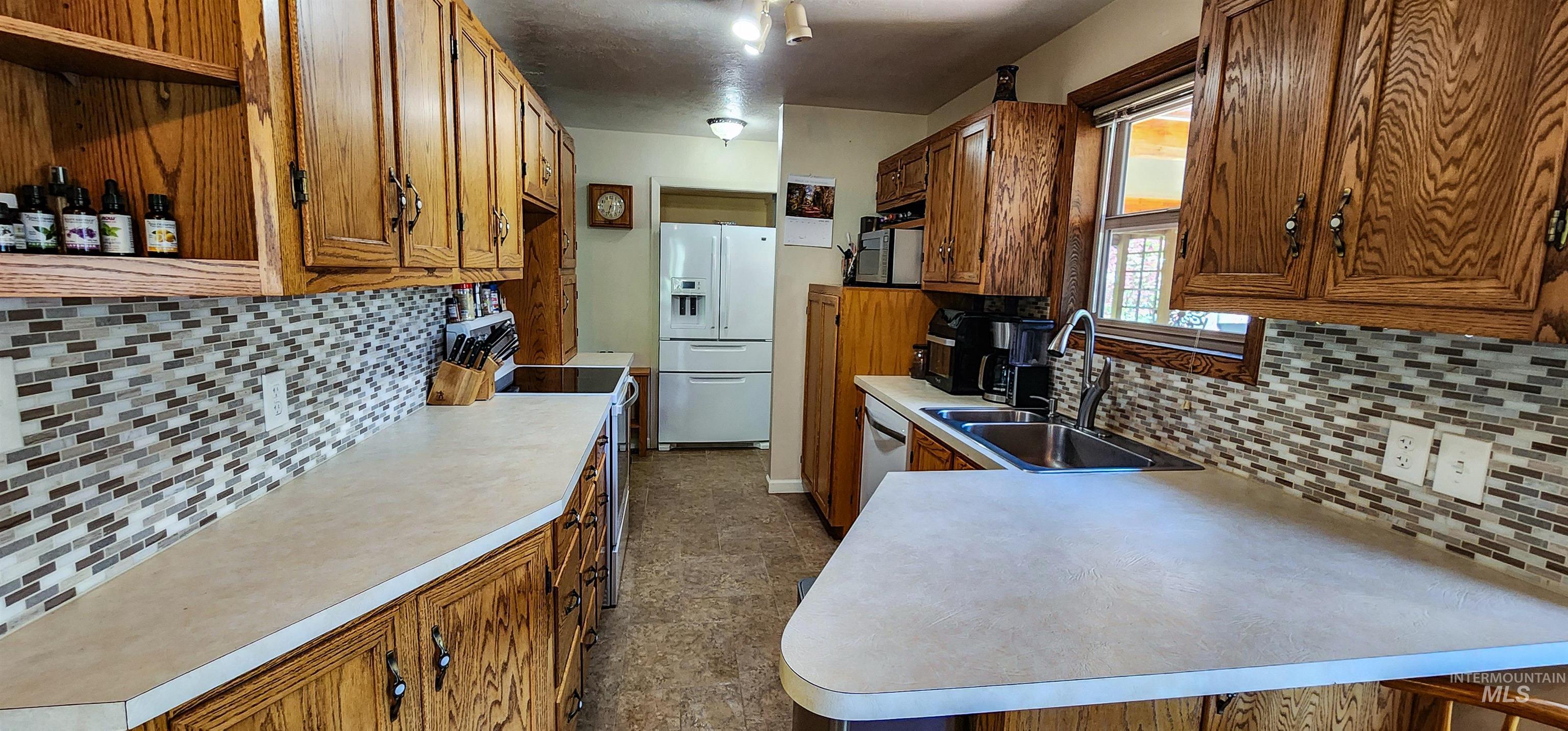 106 S Newsome St, Harpster, Idaho 83552, 4 Bedrooms, 2.5 Bathrooms, Residential For Sale, Price $619,900, 98984505