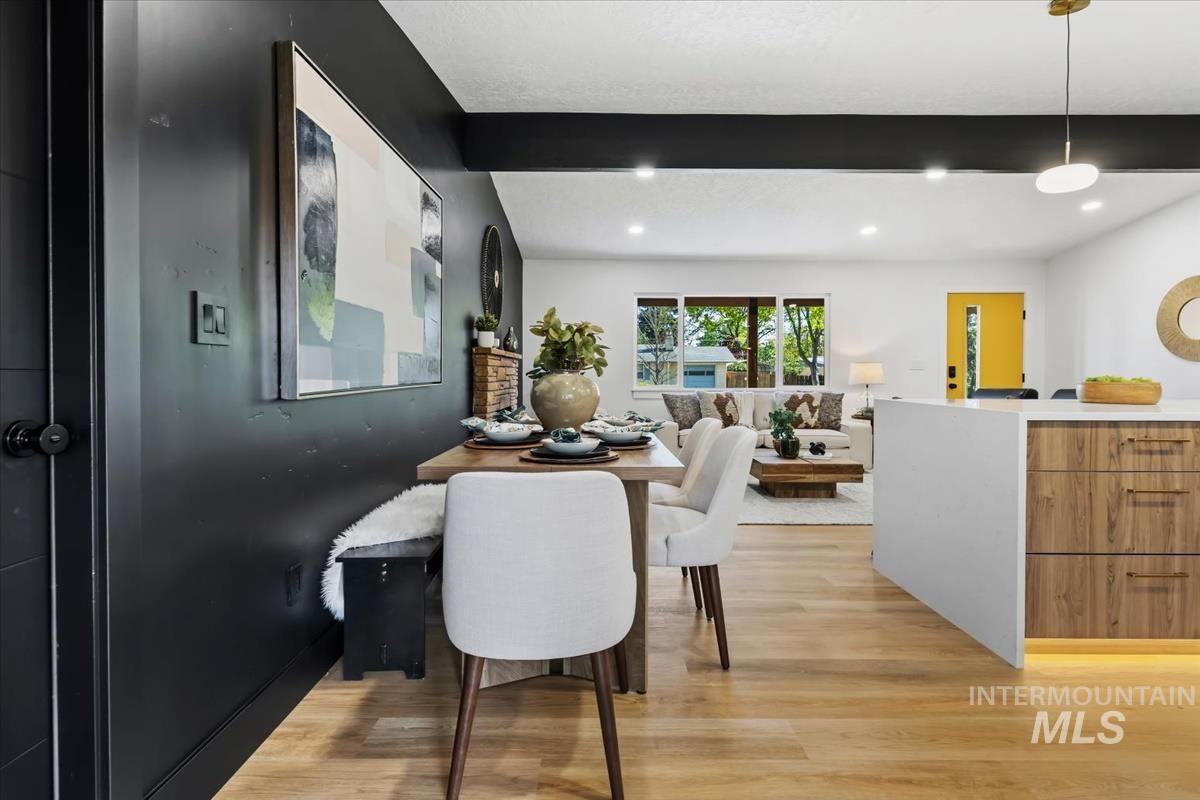 7210 W Brentwood Dr, Boise, Idaho 83709, 3 Bedrooms, 2 Bathrooms, Residential For Sale, Price $524,900, 98984506