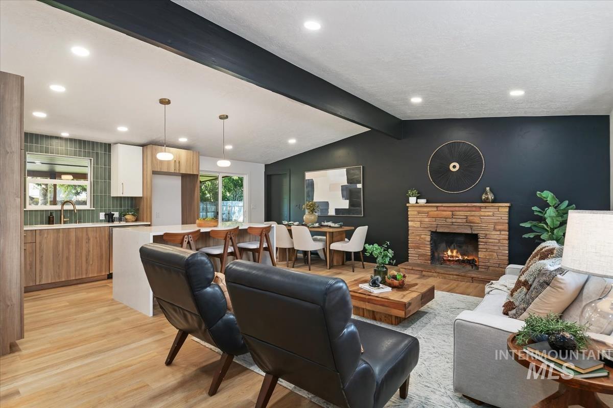 7210 W Brentwood Dr, Boise, Idaho 83709, 3 Bedrooms, 2 Bathrooms, Residential For Sale, Price $524,900, 98984506