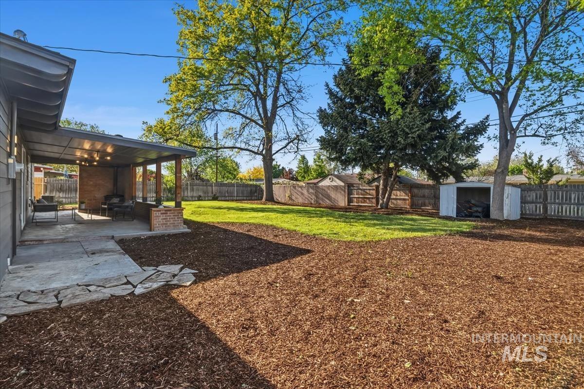 7210 W Brentwood Dr, Boise, Idaho 83709, 3 Bedrooms, 2 Bathrooms, Residential For Sale, Price $524,900, 98984506