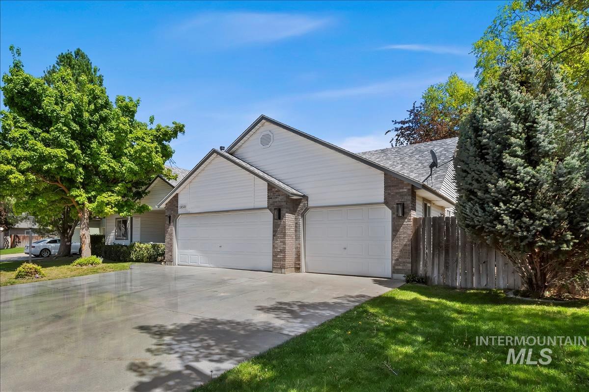 1850 N Heath, Boise, Idaho 83713, 4 Bedrooms, 3 Bathrooms, Residential For Sale, Price $540,000, 98984507