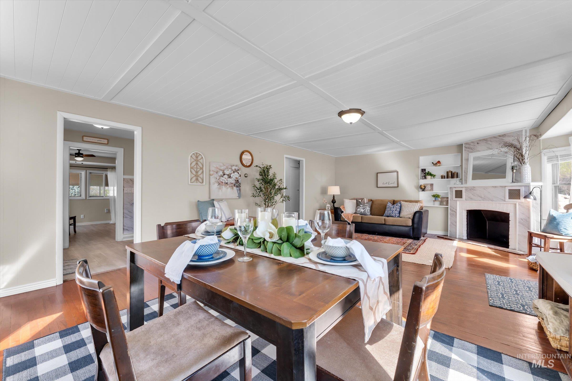 285 N Alton Ave, Glenns Ferry, Idaho 83623, 2 Bedrooms, 1 Bathroom, Residential For Sale, Price $230,000, 98984510