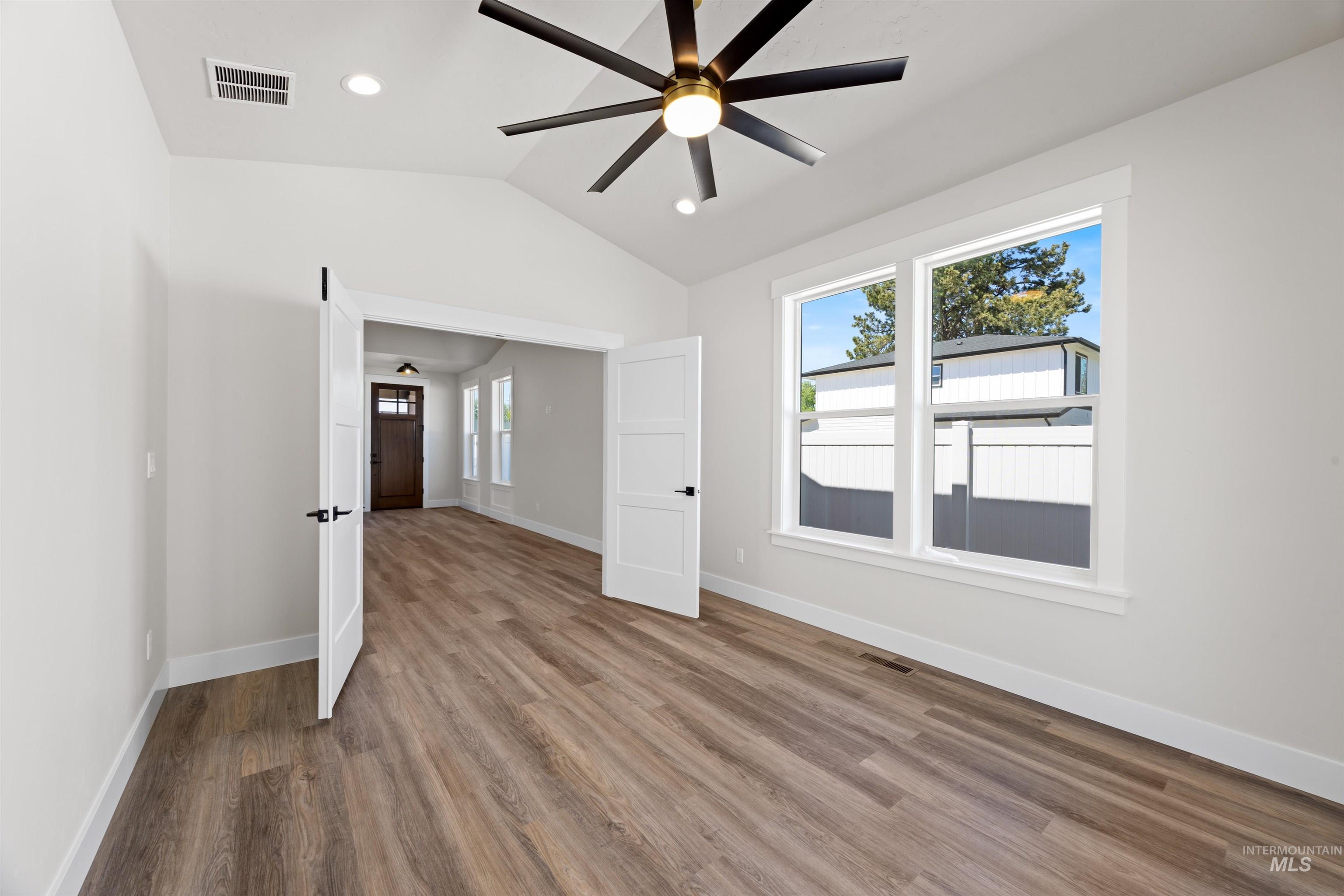 958 S Almond St, Nampa, Idaho 83686, 3 Bedrooms, 2 Bathrooms, Residential For Sale, Price $509,900, 98984511