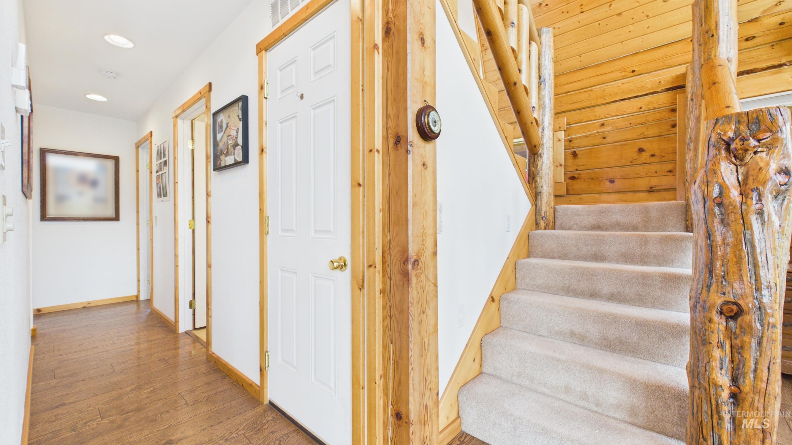 706 Canyon Rim Lane, Orofino, Idaho 83544, 3 Bedrooms, 2 Bathrooms, Residential For Sale, Price $555,000, 98984514