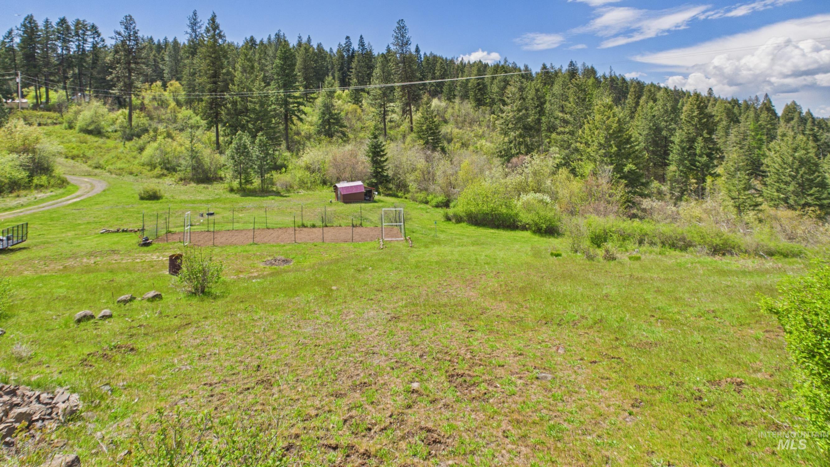 706 Canyon Rim Lane, Orofino, Idaho 83544, 3 Bedrooms, 2 Bathrooms, Residential For Sale, Price $555,000, 98984514