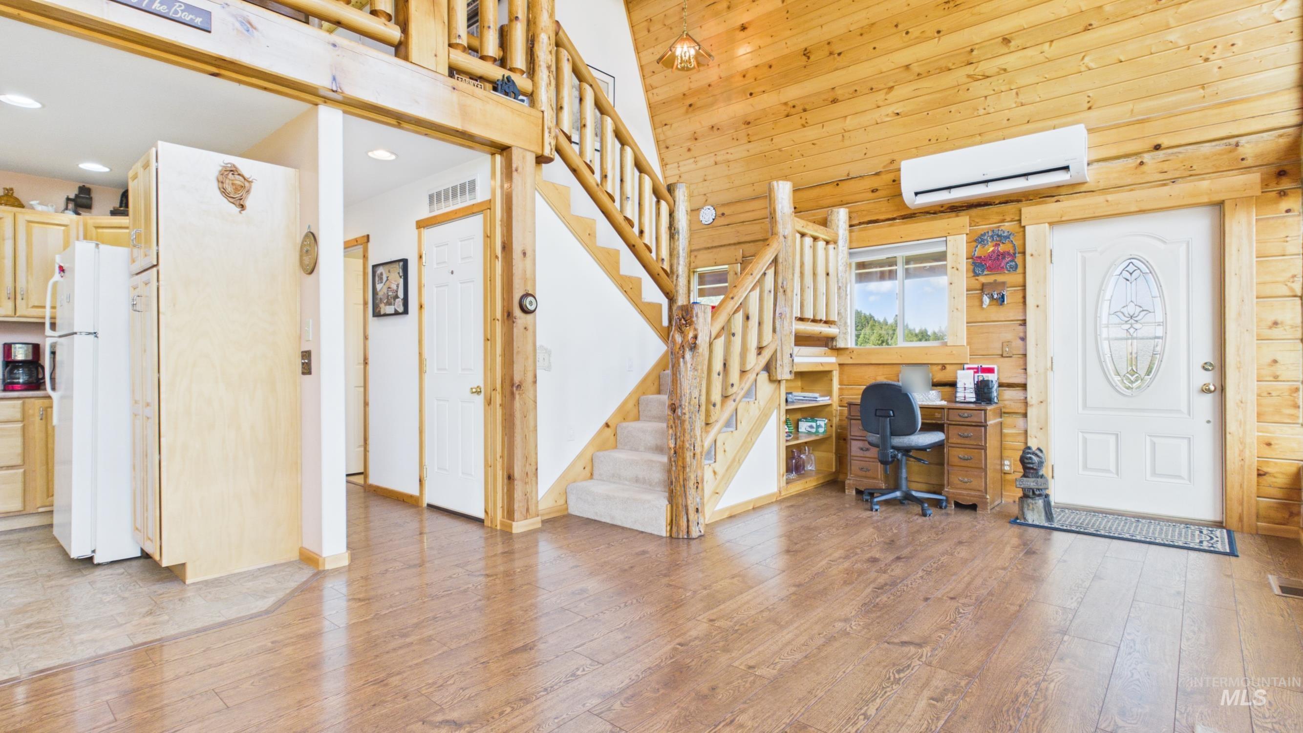 706 Canyon Rim Lane, Orofino, Idaho 83544, 3 Bedrooms, 2 Bathrooms, Residential For Sale, Price $555,000, 98984514
