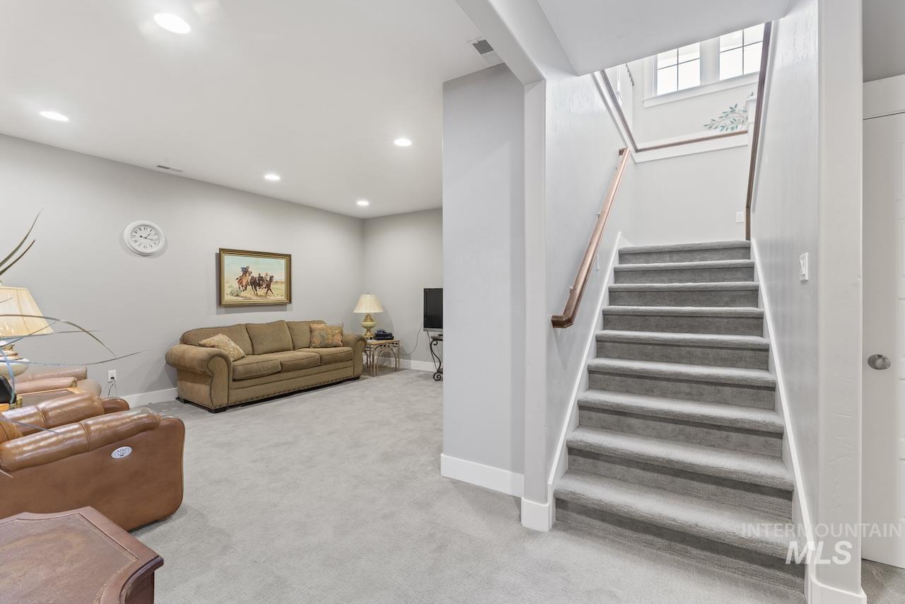 15254 Bald Eagle Ave, Caldwell, Idaho 83607, 4 Bedrooms, 3 Bathrooms, Residential For Sale, Price $800,000, 98984515