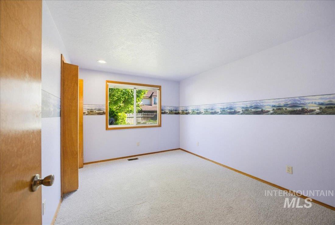 9950 W Alliance, Boise, Idaho 83704, 4 Bedrooms, 2.5 Bathrooms, Residential For Sale, Price $575,000, 98984516