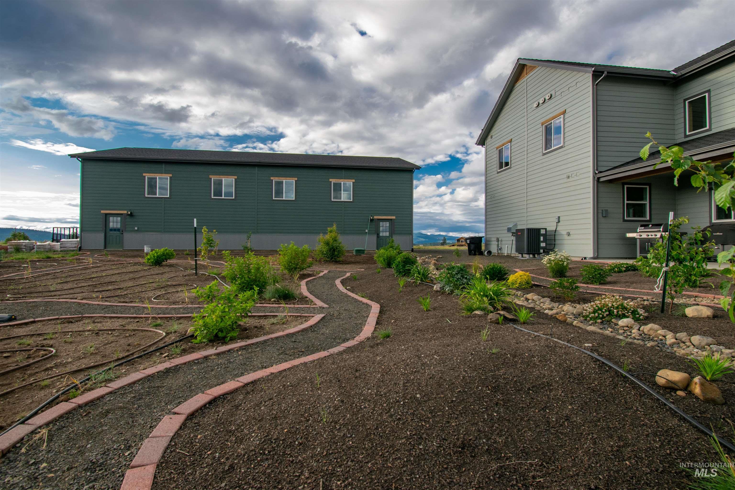 44 Big Moose rd, McCall, Idaho 83638, 4 Bedrooms, 4.5 Bathrooms, Residential For Sale, Price $1,649,000, 98984521
