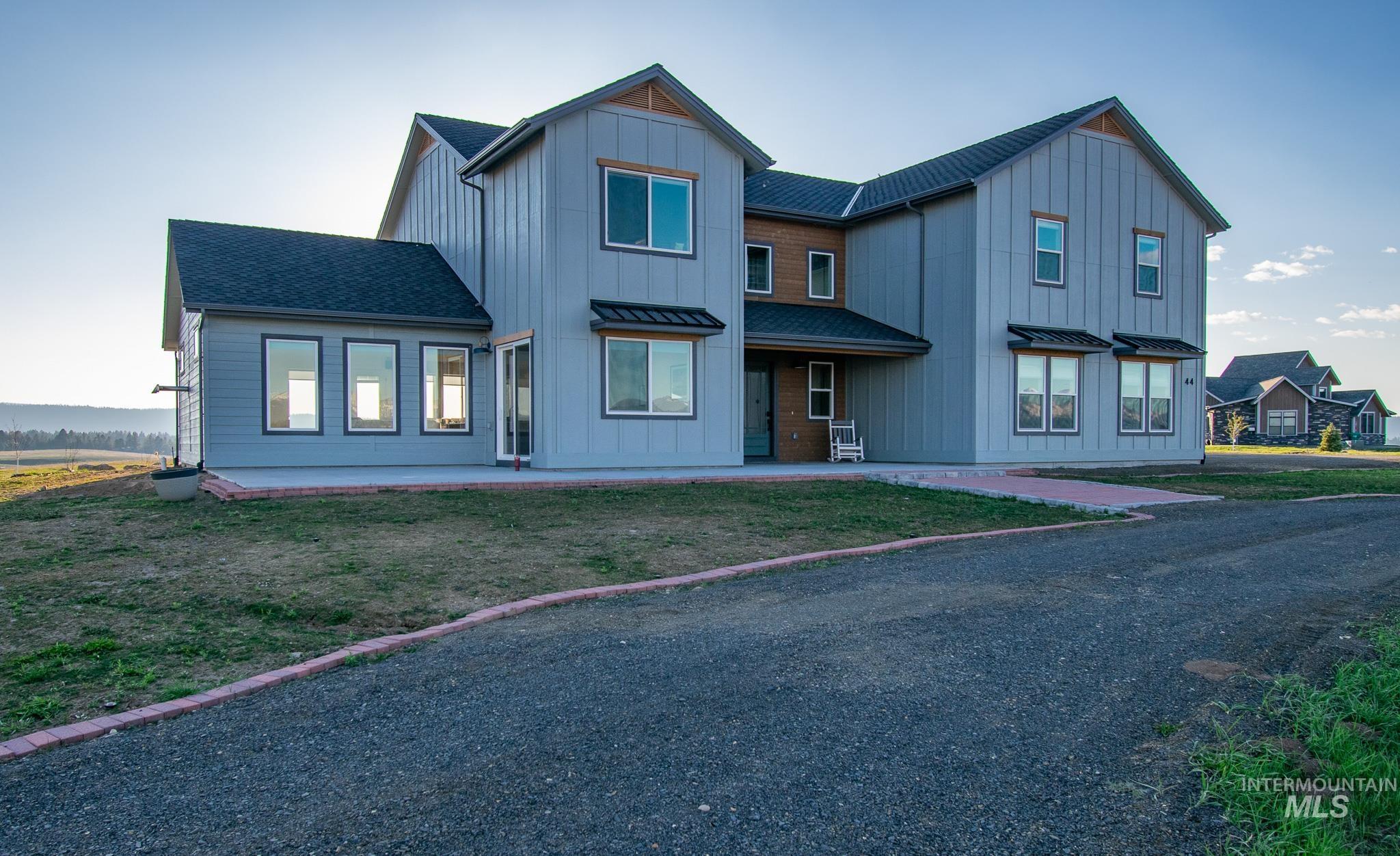 44 Big Moose rd, McCall, Idaho 83638, 4 Bedrooms, 4.5 Bathrooms, Residential For Sale, Price $1,875,000, 98984521
