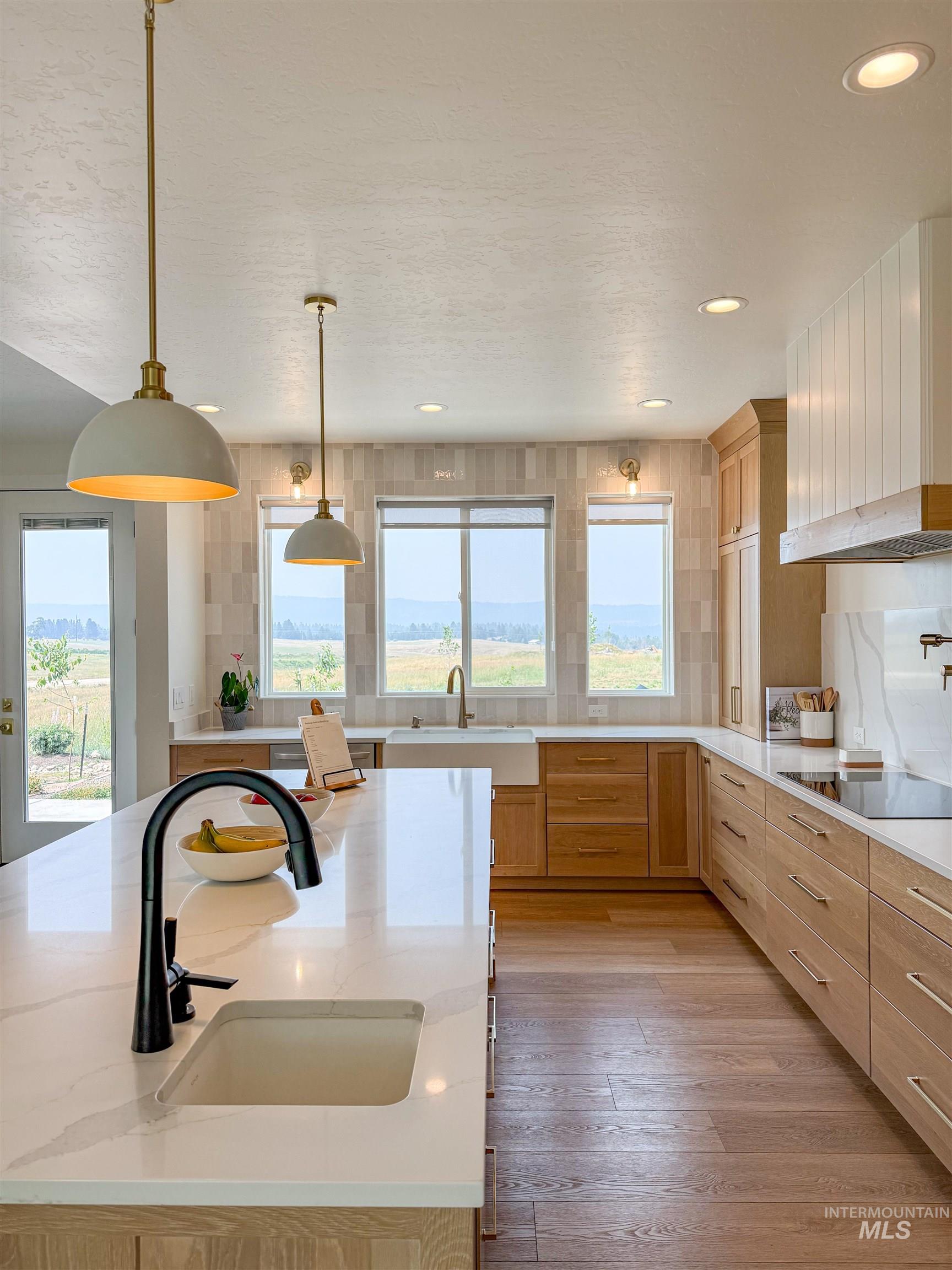 44 Big Moose rd, McCall, Idaho 83638, 4 Bedrooms, 4.5 Bathrooms, Residential For Sale, Price $1,649,000, 98984521
