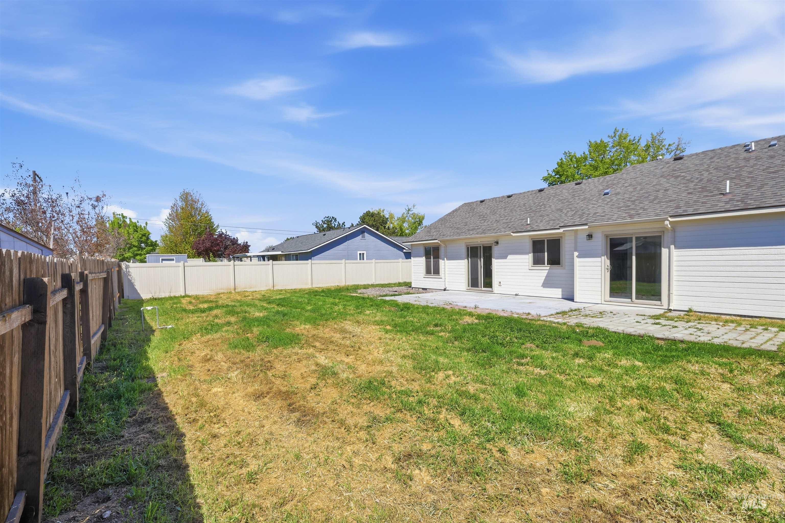 3113 Parkview Way, Nampa, Idaho 83687, 4 Bedrooms, 2 Bathrooms, Residential For Sale, Price $399,000, 98984523