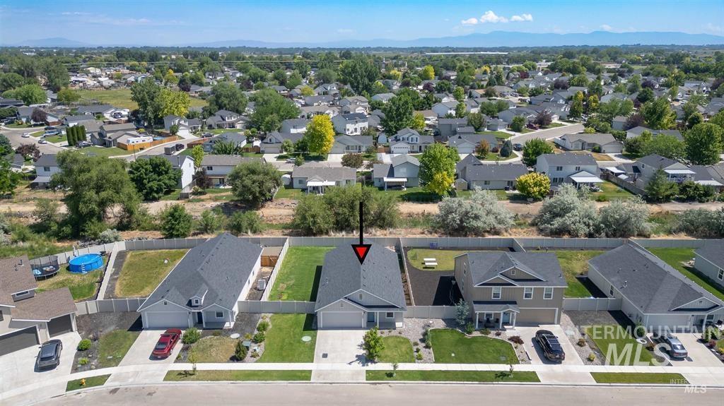 3422 E Mossy Oak Dr, Nampa, Idaho 83686, 3 Bedrooms, 2 Bathrooms, Residential For Sale, Price $385,000,MLS 98984531