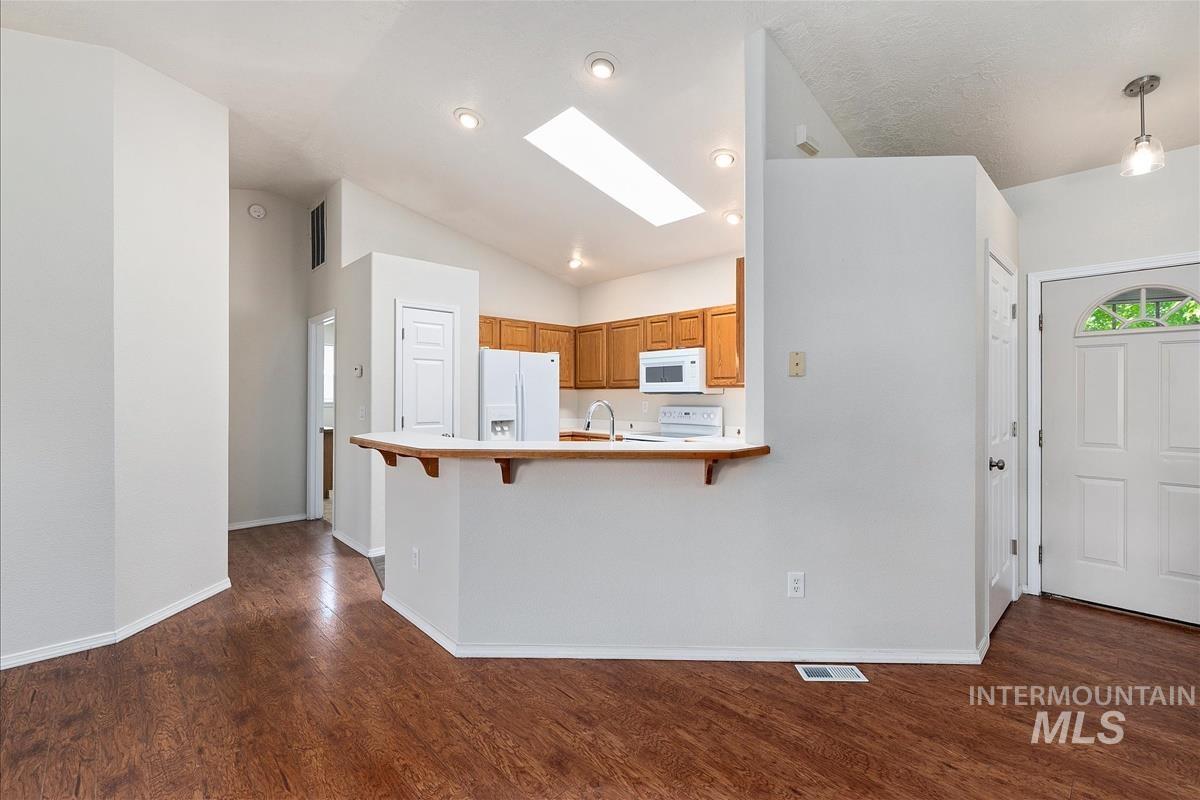 3036 N Hearth Ave, Meridian, Idaho 83642, 3 Bedrooms, 2 Bathrooms, Residential For Sale, Price $464,900,MLS 98984534