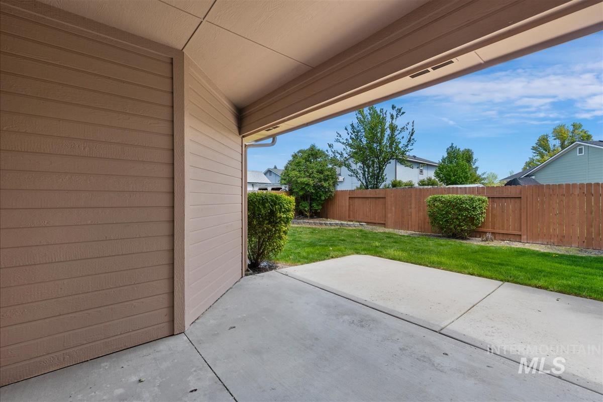 3036 N Hearth Ave, Meridian, Idaho 83642, 3 Bedrooms, 2 Bathrooms, Residential For Sale, Price $464,900,MLS 98984534