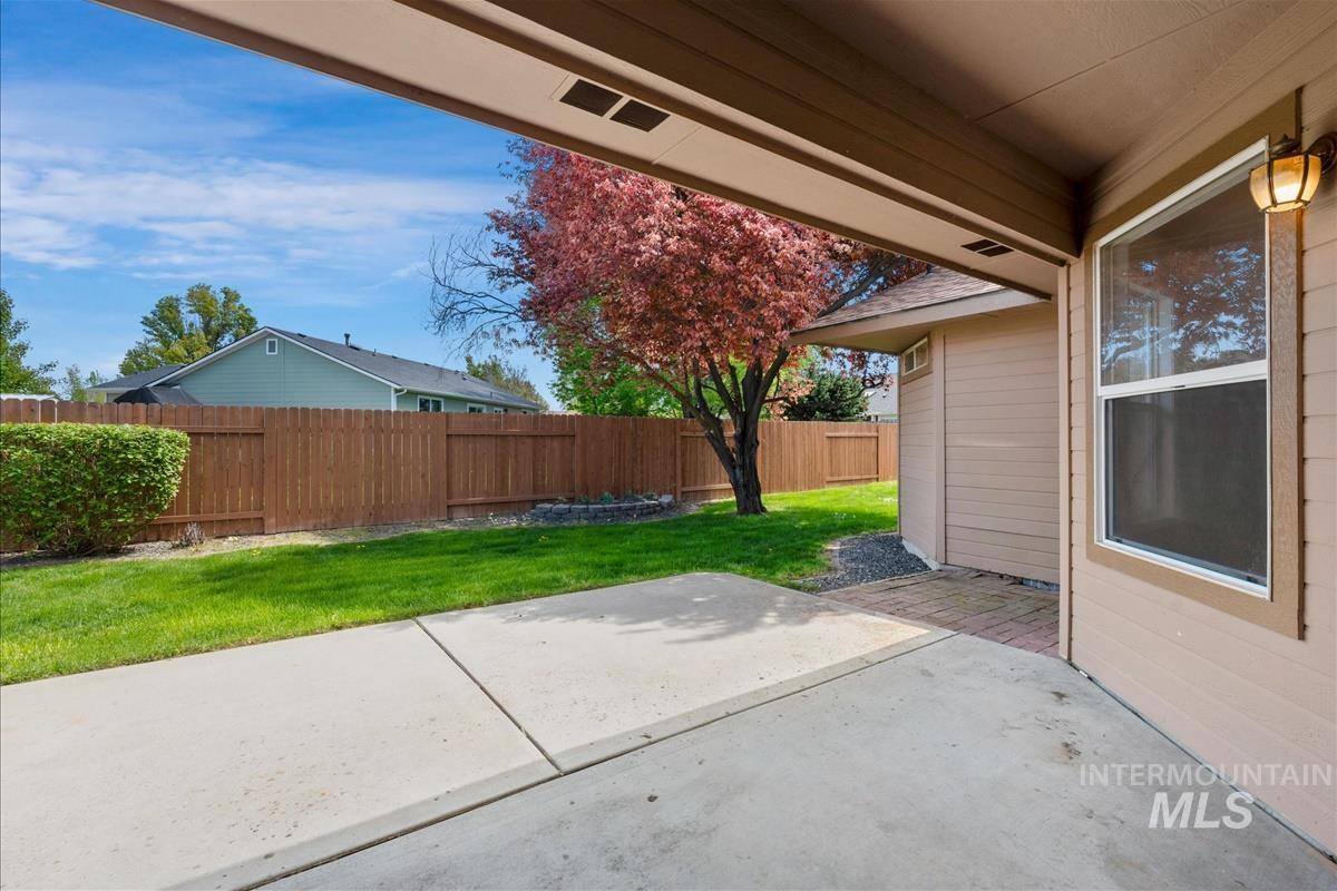 3036 N Hearth Ave, Meridian, Idaho 83642, 3 Bedrooms, 2 Bathrooms, Residential For Sale, Price $464,900,MLS 98984534