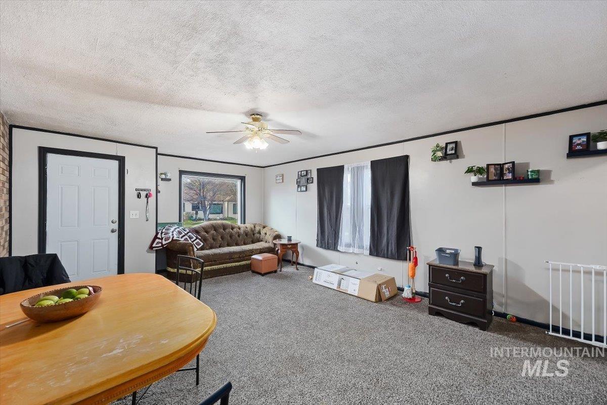524 W 17th, Burley, Idaho 83318, 3 Bedrooms, 1 Bathroom, Residential Income For Sale, Price $310,000,MLS 98984535