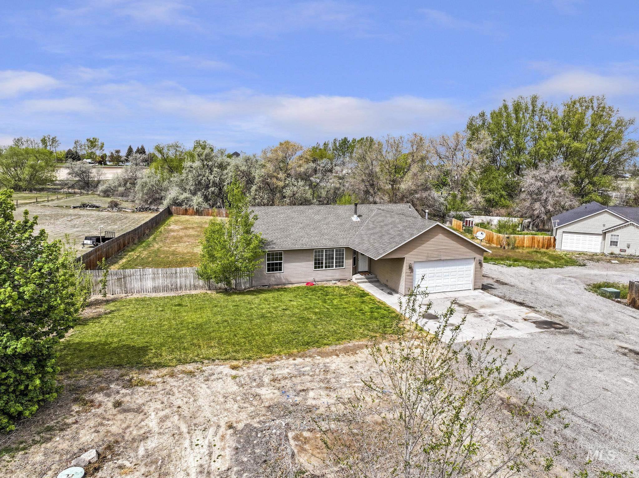 3775 N 2400 E, Filer, Idaho 83328, 3 Bedrooms, 2 Bathrooms, Residential For Sale, Price $399,000, 98984540