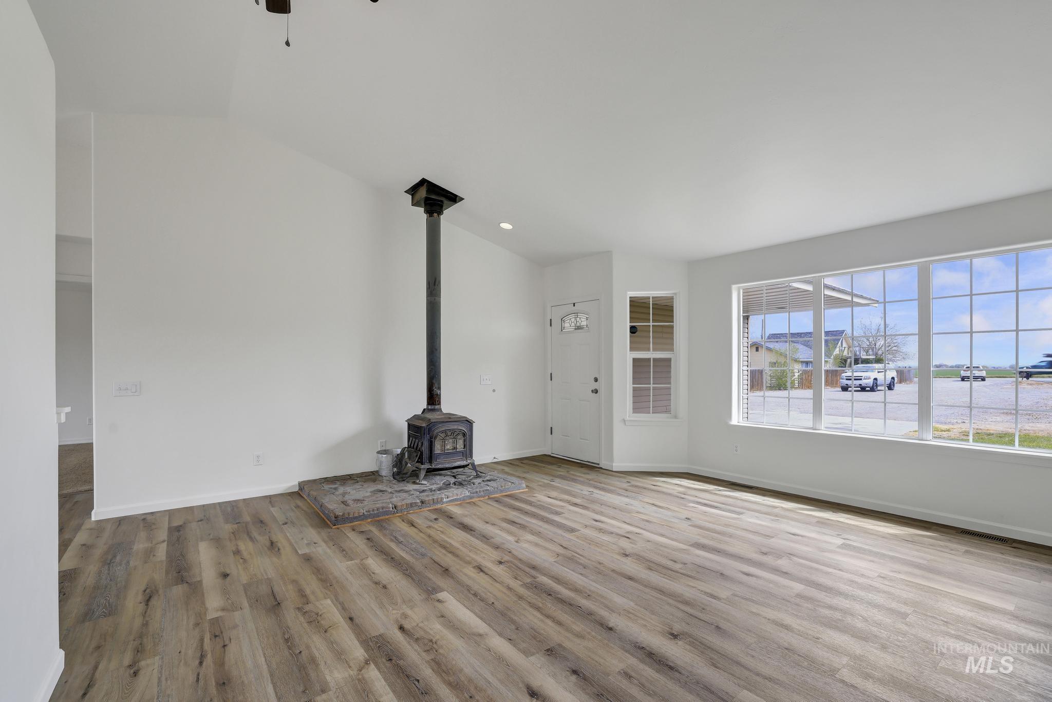 3775 N 2400 E, Filer, Idaho 83328, 3 Bedrooms, 2 Bathrooms, Residential For Sale, Price $399,000, 98984540
