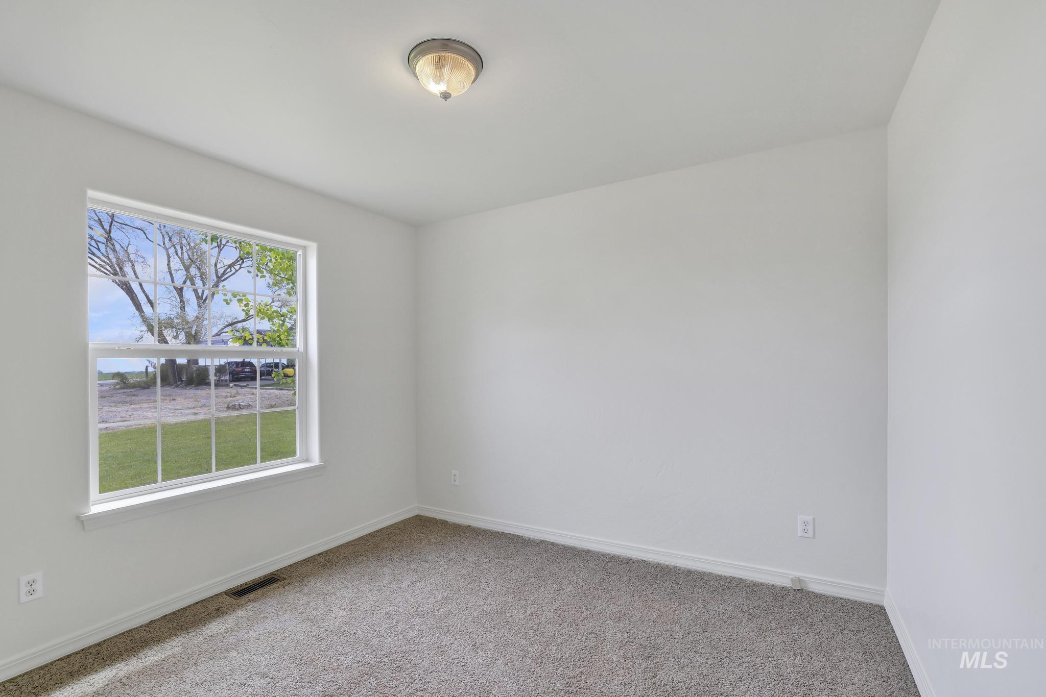 3775 N 2400 E, Filer, Idaho 83328, 3 Bedrooms, 2 Bathrooms, Residential For Sale, Price $399,000, 98984540