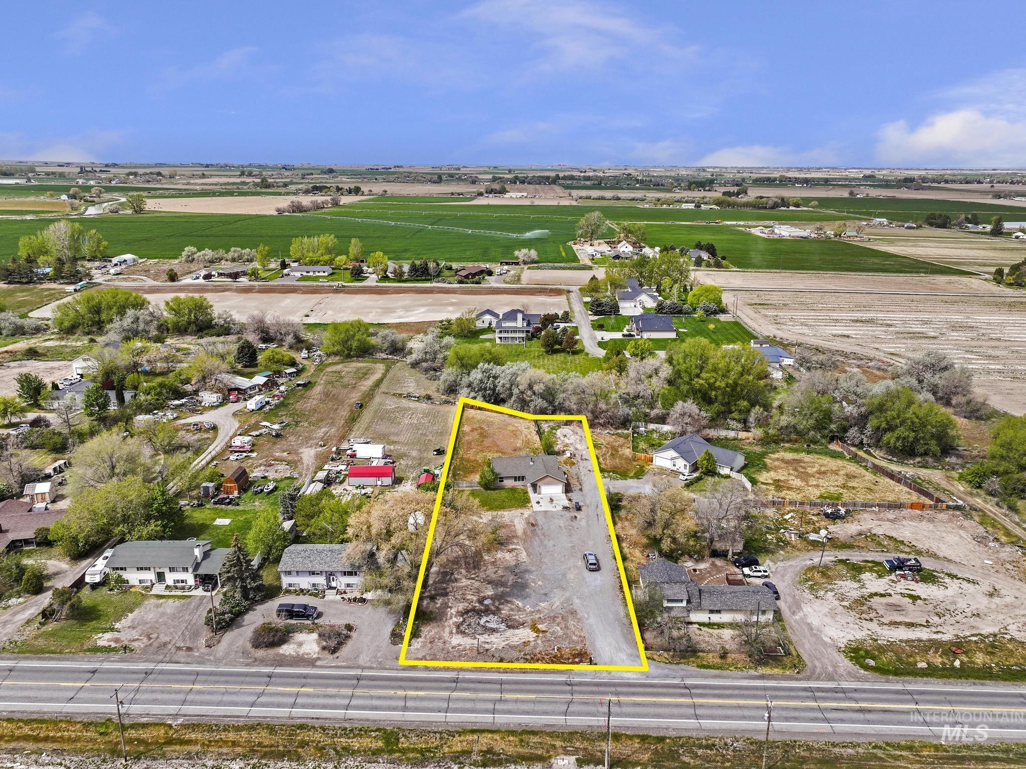 3775 N 2400 E, Filer, Idaho 83328, 3 Bedrooms, 2 Bathrooms, Residential For Sale, Price $399,000, 98984540