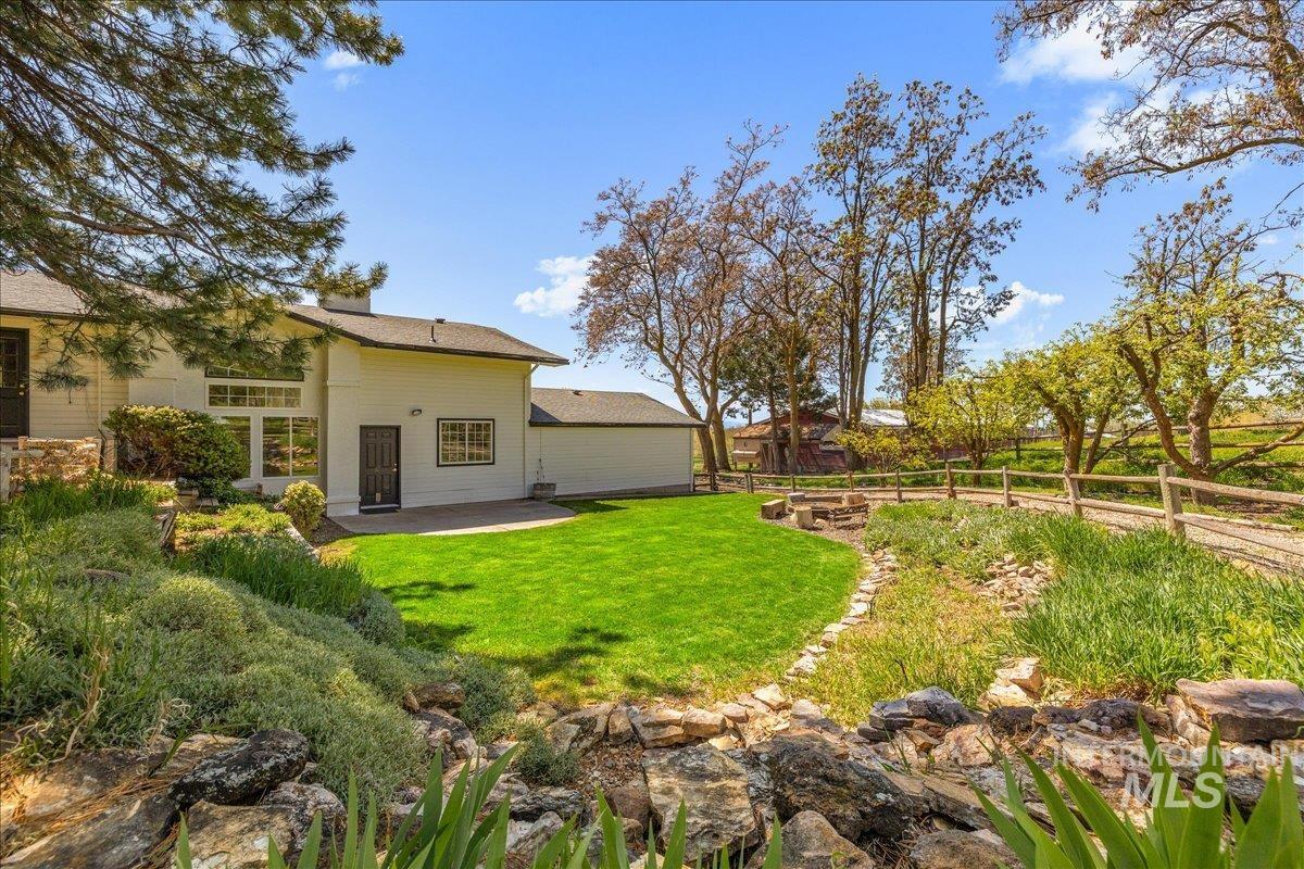 500 Stillwell Dr., Eagle, Idaho 83616, 5 Bedrooms, 3 Bathrooms, Residential For Sale, Price $1,399,900, 98984541