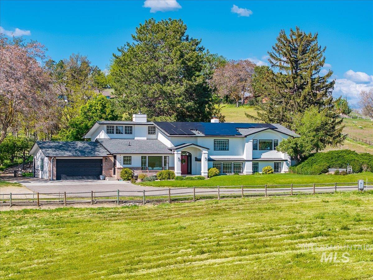 500 Stillwell Dr., Eagle, Idaho 83616, 5 Bedrooms, 3 Bathrooms, Residential For Sale, Price $1,399,900, 98984541