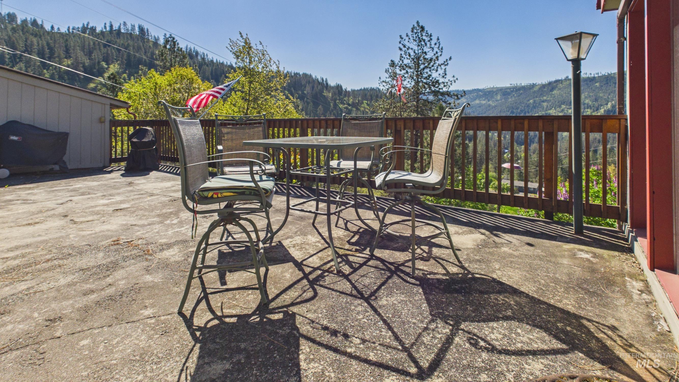 29 Pinecone Park Lane, Orofino, Idaho 83544, 4 Bedrooms, 3 Bathrooms, Residential For Sale, Price $440,000, 98984546