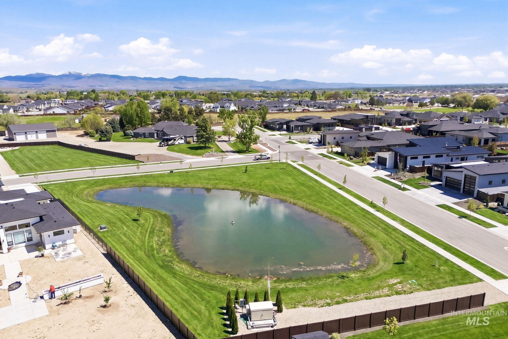 10104 W Napier, Star, Idaho 83669, 5 Bedrooms, 3 Bathrooms, Residential For Sale, Price $639,900,MLS 98984547