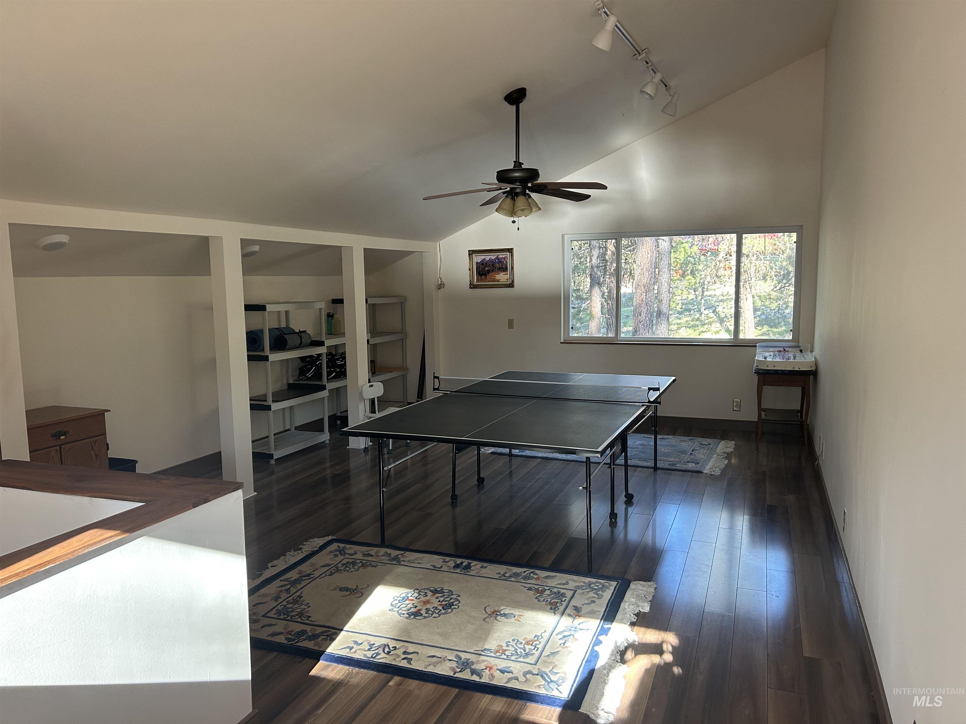 17 Bransons Dr, Lowman, Idaho 83637, 2 Bedrooms, 1 Bathroom, Residential For Sale, Price $625,000, 98984548