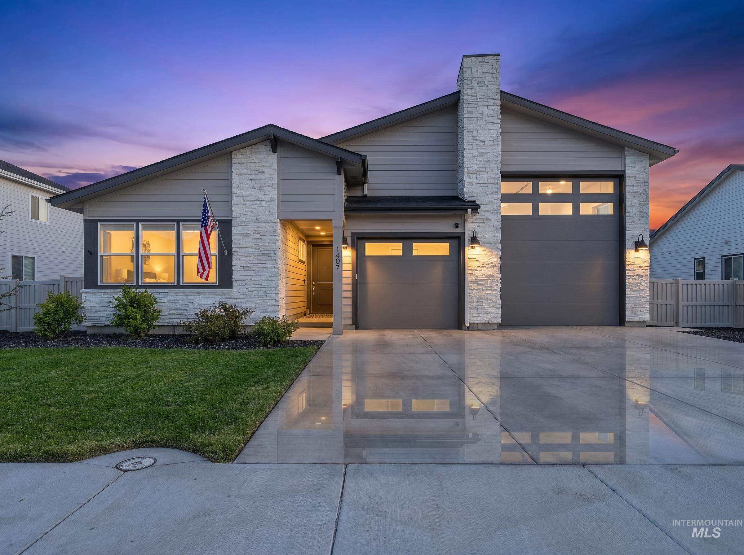 1407 Stirling Meadow St., Middleton, Idaho 83644, 3 Bedrooms, 2 Bathrooms, Residential For Sale, Price $615,000,MLS 98984551
