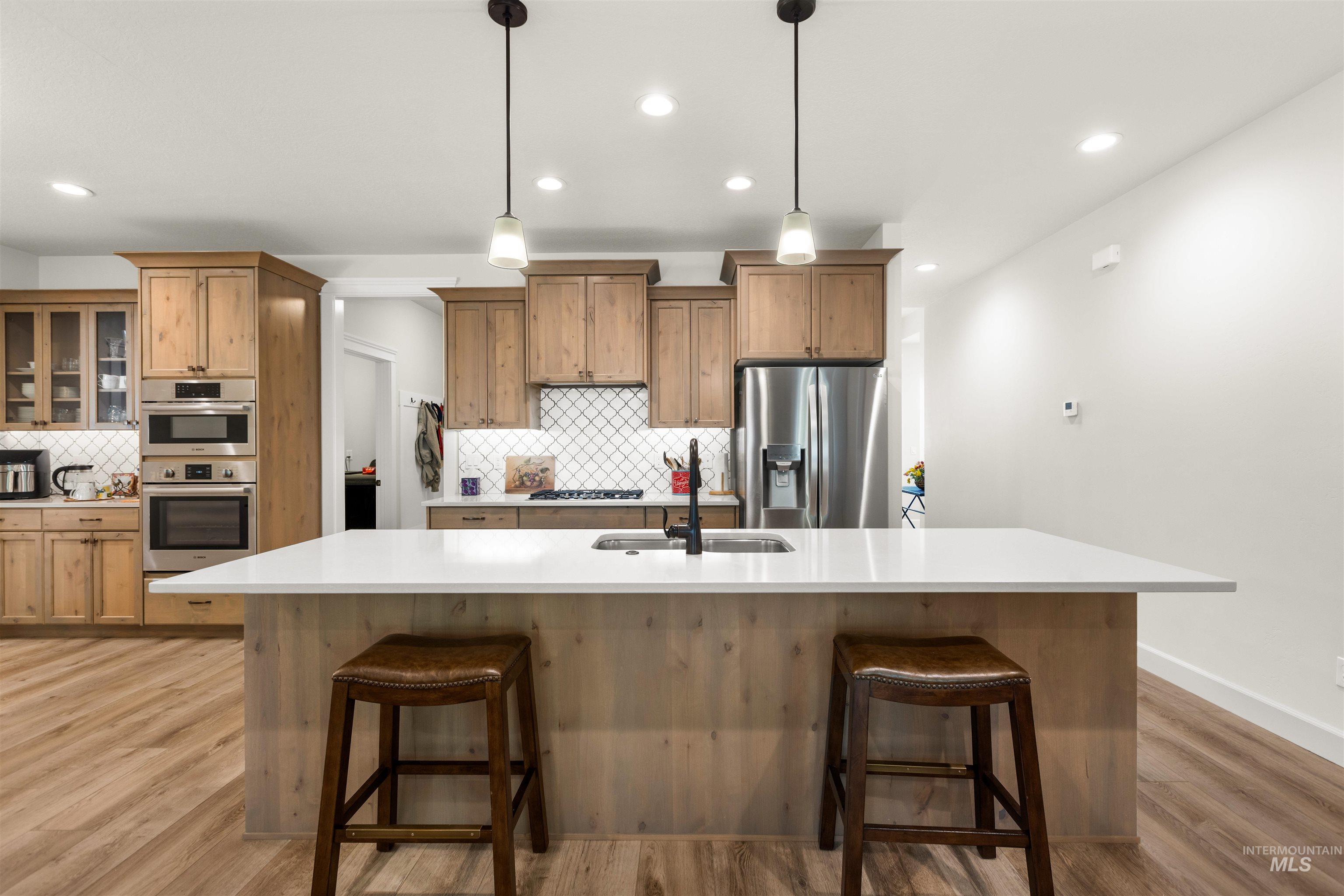 675 W Cedarburg Dr, Meridian, Idaho 83642-2602, 4 Bedrooms, 3 Bathrooms, Residential For Sale, Price $650,000,MLS 98984553