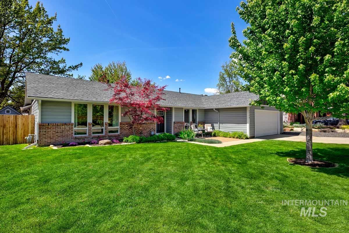 3775 N La Fontana Way, Boise, Idaho 83702, 4 Bedrooms, 2.5 Bathrooms, Residential For Sale, Price $750,123,MLS 98984554