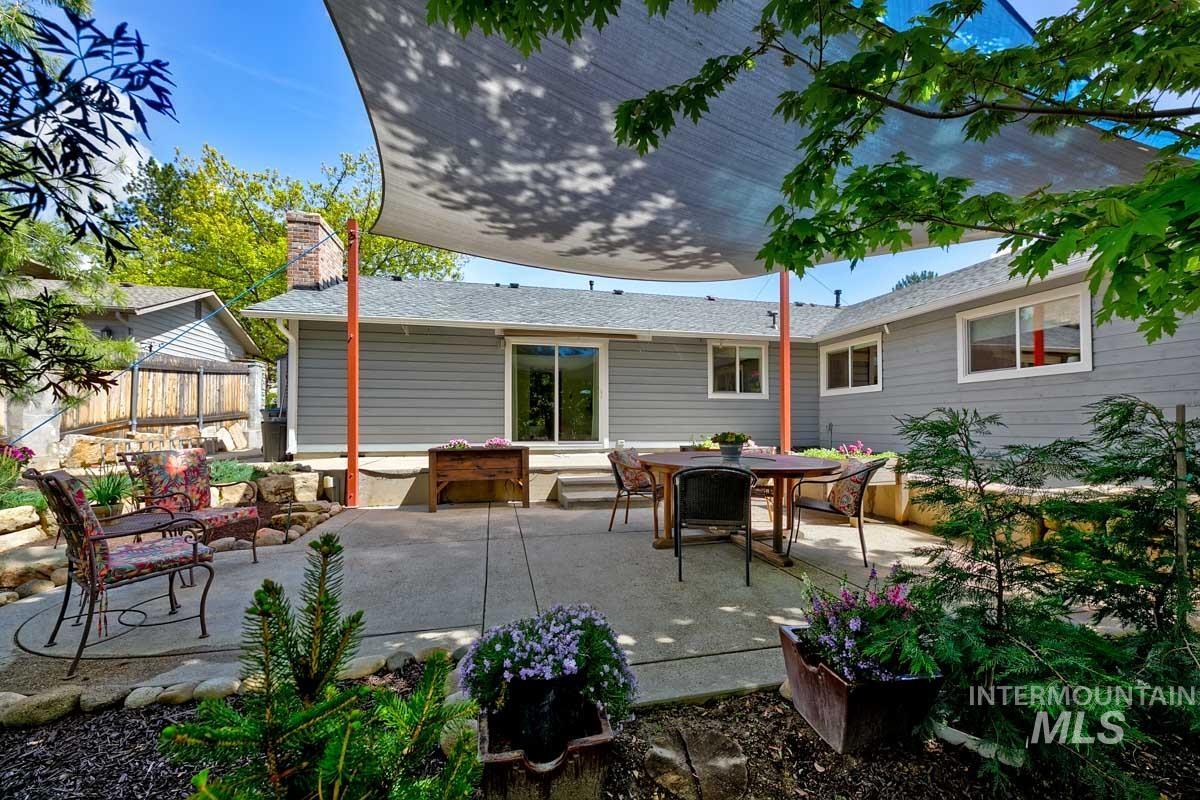 3775 N La Fontana Way, Boise, Idaho 83702, 4 Bedrooms, 2.5 Bathrooms, Residential For Sale, Price $750,123,MLS 98984554