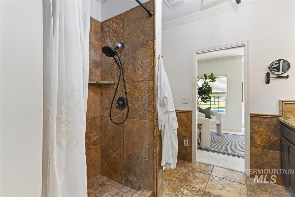 1436 N Chaucer, Eagle, Idaho 83616, 4 Bedrooms, 3.5 Bathrooms, Residential For Sale, Price $2,000,000, 98984555